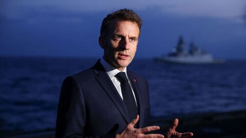 Při čtvrtečním útoku na severu Iráku zahynul francouzský voják, oznámil Macron