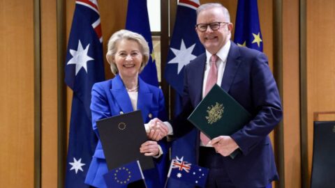 EU a Austrálie podepsaly obchodní dohodu, odstraní většinu cel