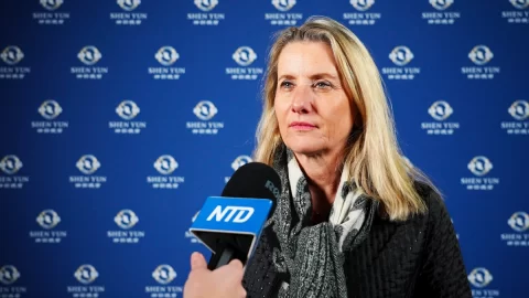 Shen Yun přináší „velké úsměvy“ a „naději“, říká vysoká úřednice OSN