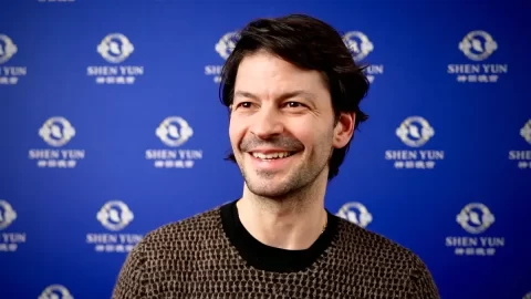 Mistra světa Stéphana Lambiela ohromila přesnost a emoce Shen Yun