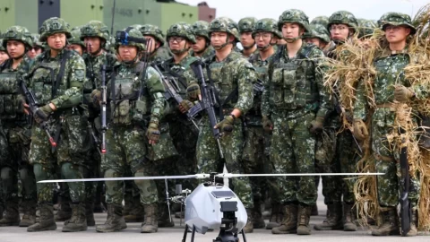 Taiwan by měl přijmout strategii „Hellscape“ založenou na masovém nasazení dronů, uvádí zpráva