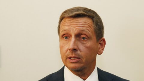 Podnikatel u soudu v Dozimetru potvrdil, že mu Dvořák tlumočil žádost o úplatek