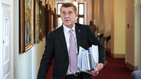 Exkluzivně: Kdo všechno byl na schůzce Babiše s experty kvůli Národní očkovací strategii?