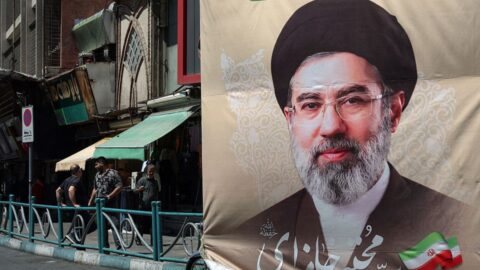 USA patří na dno Perského zálivu, vzkázal písemně Chameneí a avizoval nová pravidla v Hormuzském průlivu