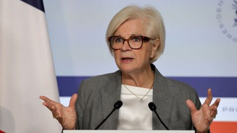 Francie přidá armádě 36 miliard eur, posílí jaderný arzenál, plánuje vláda