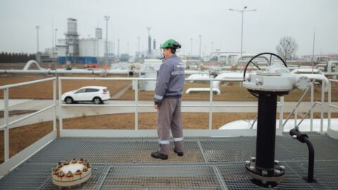 Srbsko našlo batohy s výbušninami u plynovodu vedoucího do Maďarska, řekl Vučić. Orbán ho nařídil hlídat