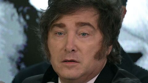 Milei chce vyšetřit ruské ovlivňování argentinských médií, označil to za špionáž