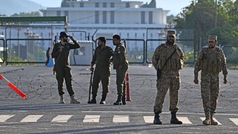 Americká delegace v čele s Vancem je v Islámábádu, kde má jednat s Íránci