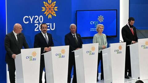 Evropští představitelé připraví plán pro doložku vzájemné pomoci a obrany EU