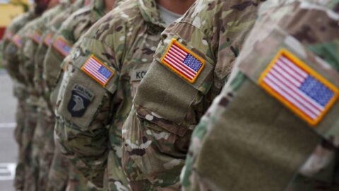 USA zvažují snížení počtu vojáků v Německu, uvedl Trump