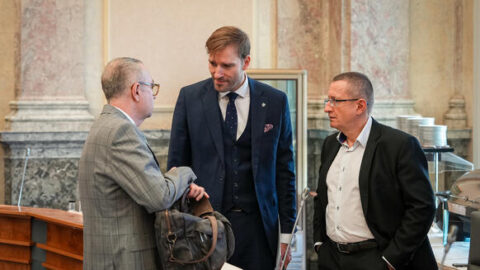 Národní očkovací strategie dělá očkování proti chřipce účinnějším, než ve skutečnosti je, píše doktor Čížek ministrovi