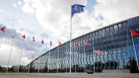 USA by neměly opouštět NATO, stačí upravit svůj příspěvek