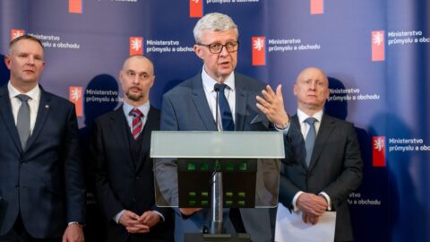 Stávající bloky v Dukovanech bude možné provozovat 80 let od spuštění, oznámil Havlíček