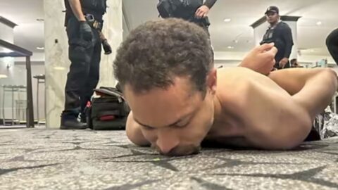 Střelec z galavečeře s Trumpem čelí obvinění z pokusu o atentát na prezidenta