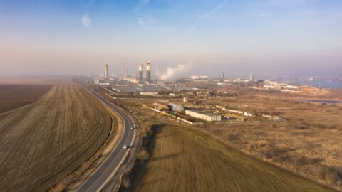 Ubrání uhlíkové clo uvalené na dovoz ze zahraničí evropské fabriky před zavíráním?