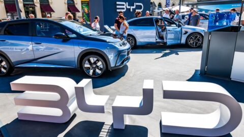 Návštěvy Taiwanu prodeje Škody Auto v Číně nepoškodily  – Farský se přel s Červeným o dopadu diplomacie na automobilky