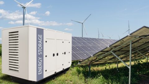 Obnovitelné zdroje ano nebo ne? „Stát“ střet odborníků rozsekl