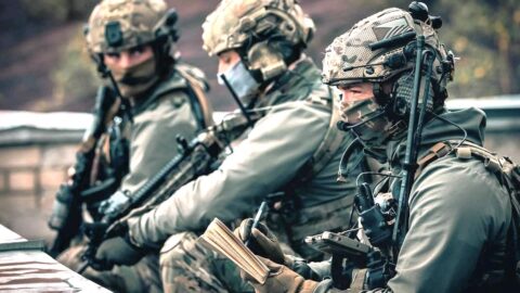 Specialistů JTAC jsou v armádě jen desítky. Proč se jim říká „Vládci hromů“?