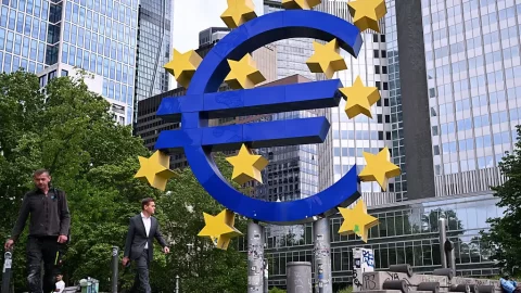 EU uvolní Maďarsku přes 16 miliard zmrazených eur