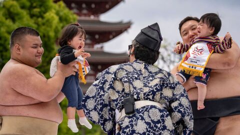 Počet obyvatel Japonska rekordně klesl, ukázalo nové sčítání lidu podle Kjódó
