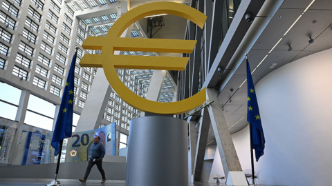 Eurozóna snížila výhled hospodářského růstu kvůli konfliktu s Íránem