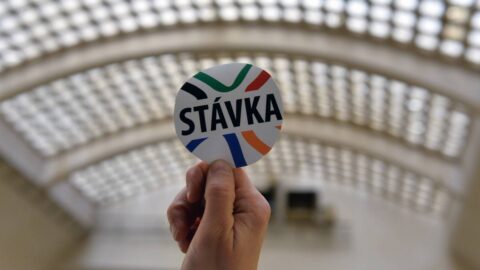 Odbory Agentury pro sociální začleňování vyhlásily stávku kvůli reorganizacím