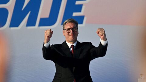 Vučić oznámil, že za několik týdnů rezignuje a v zemi budou předčasné volby