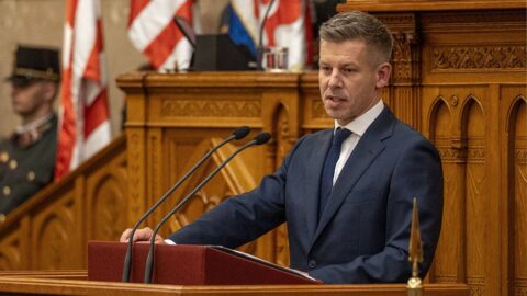 Maďarský premiér slibuje změnu ústavy, aby odvolal prezidenta