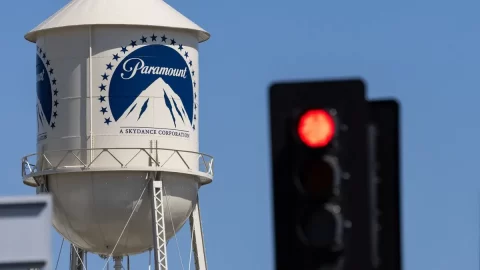 Kolos na obzoru: Paramount usiluje o schválení převzetí Warner Bros. Discovery ze strany EU