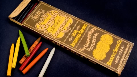 Vosk, pigment a dva bratranci: Příběh značky Crayola