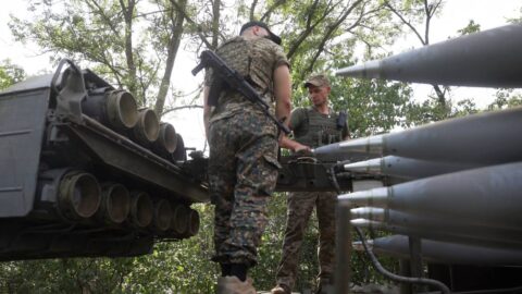 Ukrajina zaútočila na rafinerii v Jaroslavli, udeřila i na ruské tankery