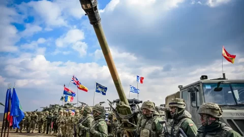 Vláda chce upravit podmínky pro pobyt vojáků cizích ozbrojených sil v Česku