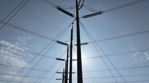Energetický realismus: Základ a budoucnost lidského pokroku