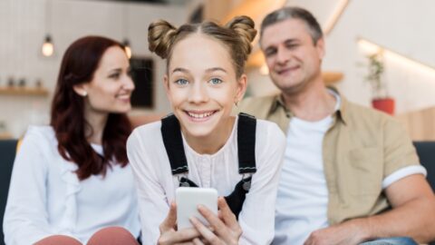 Digitální zdraví: Děti sledují, jak rodiče zacházejí s digitálním světem – a učí se