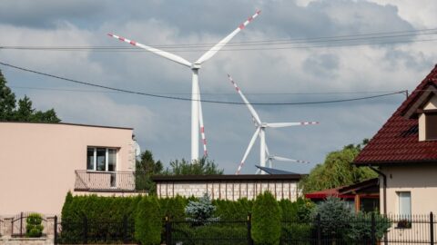 Infrazvuk z větrníků podle nové studie výrazně zvyšuje riziko srdečních onemocnění
