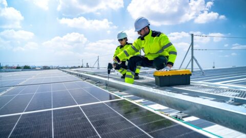 NKÚ: Miliardové dotace na snížení spotřeby energie a nárůst obnovitelných zdrojů nesplnily svůj cíl, někteří příjemci podváděli